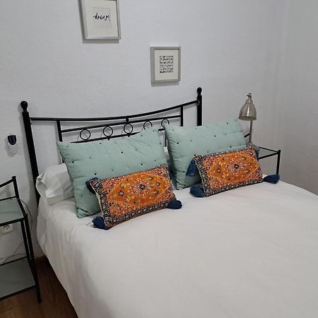 Ole Triana Apartment Sevilla Bagian luar foto
